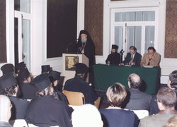 Mitrop~4.jpg (16028 bytes)